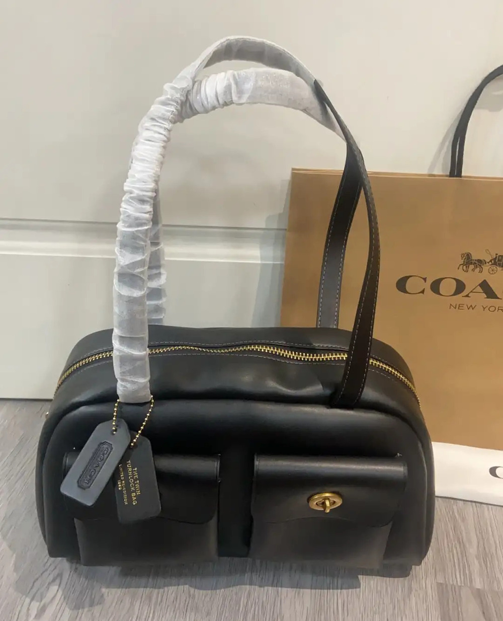 Coach black shoulder bag